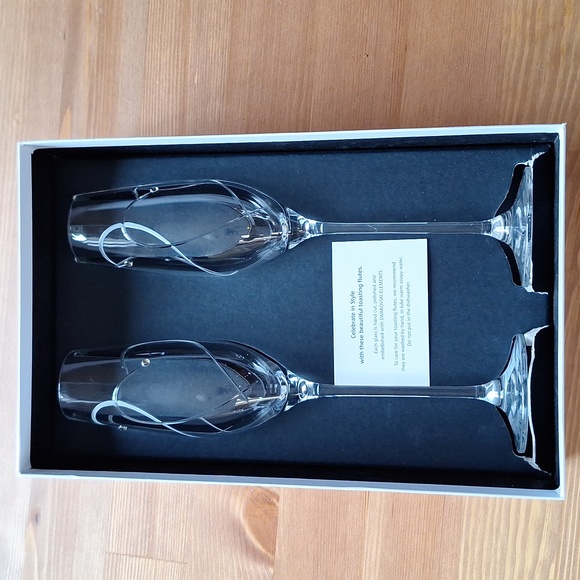 #AAP Royal Doulton Toasting Flutes Swarovski Elements. Wedding, Celebration - Picture 5 of 10